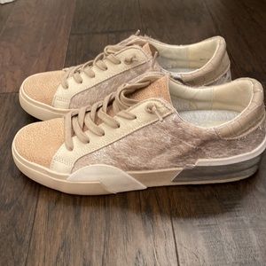 DV Sneakers size 7.